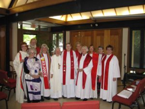 Lutrin en chêne cadeau ordination